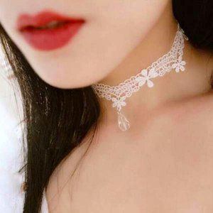 Water Drop Gemstone White Lace Choker